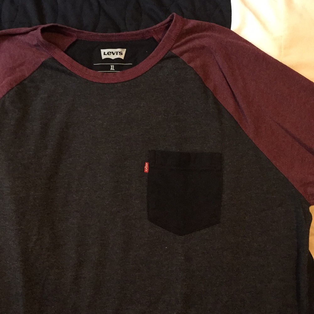 long sleeve tee-shirt